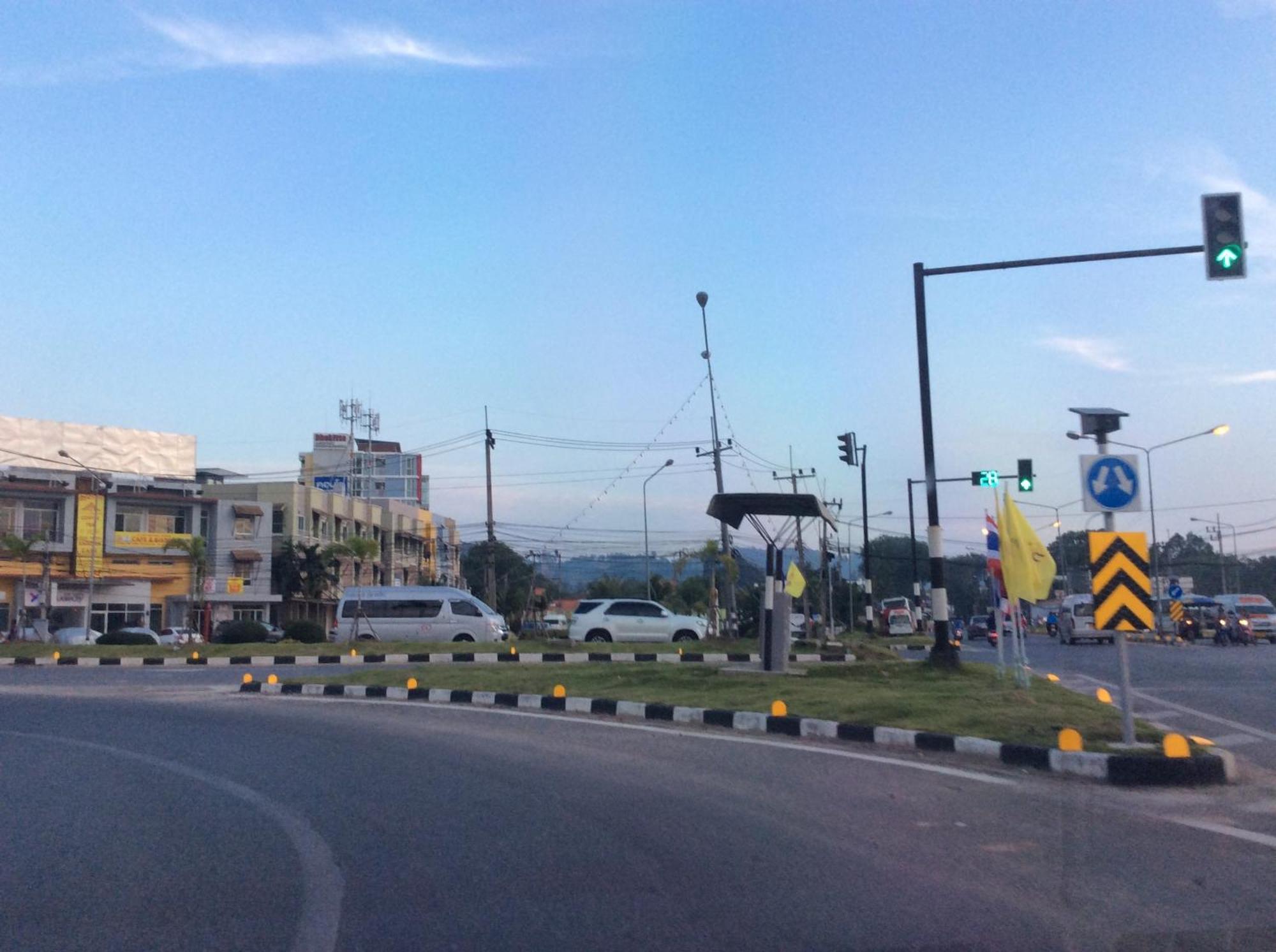 Hubb Hostel Phuket Airport Nai Yang-stranden Eksteriør billede